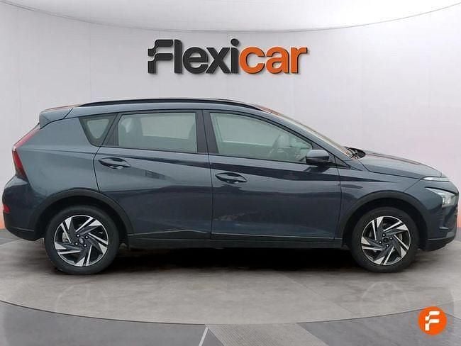 Usado Hyundai Bayon 84 CV (61 kW) 2023 Gris SUV