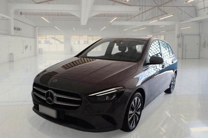 Usado 2022 Mercedes B250 Monovolumen | 21.850 € - Imagen 1/4