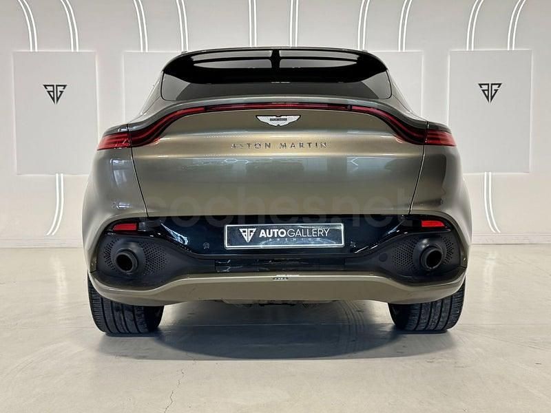 Usado Aston Martin DBX 551 CV (405 kW) 2021 Verde SUV