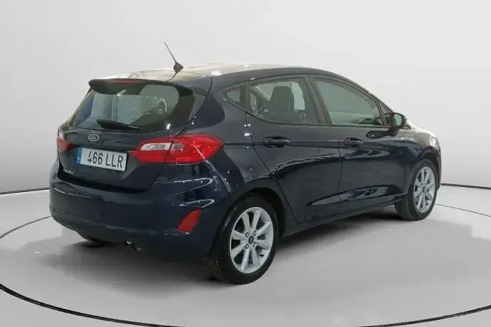 Usado Ford Fiesta Trend 75 CV (55 kW) 2020 Azul Utilitario