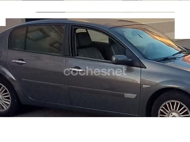 Usado Renault Mégane II Privilege 120 CV (88 kW) 2006 Gris / plata Berlina