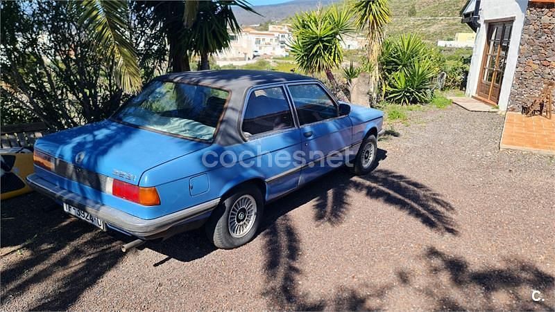 Usado BMW 325 190 CV (139 kW) 1992 Azul Coupe