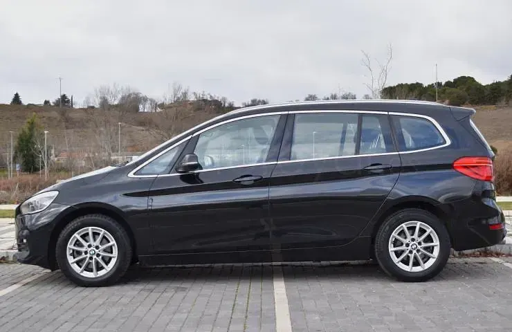 Usado BMW 216 Gran Tourer 116 CV (85 kW) 2021 Negro Monovolumen