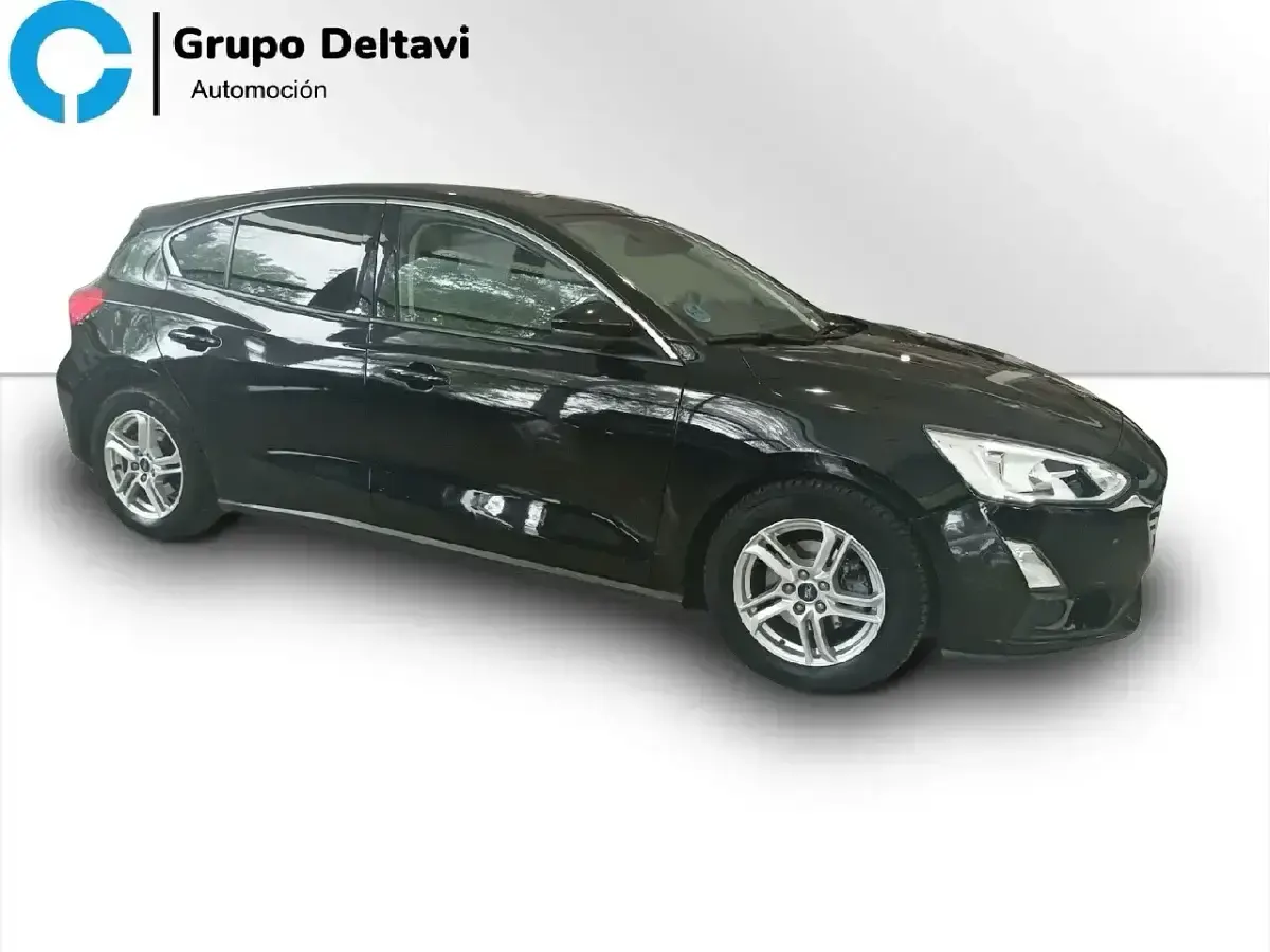 Usado Ford Focus Titanium 125 CV (91 kW) 2018 Negro Berlina