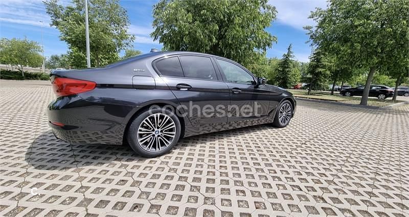 Używany BMW 530e iPerformance 252 KM (185 kW) 2019 Niebieski Sedan/Limuzyna
