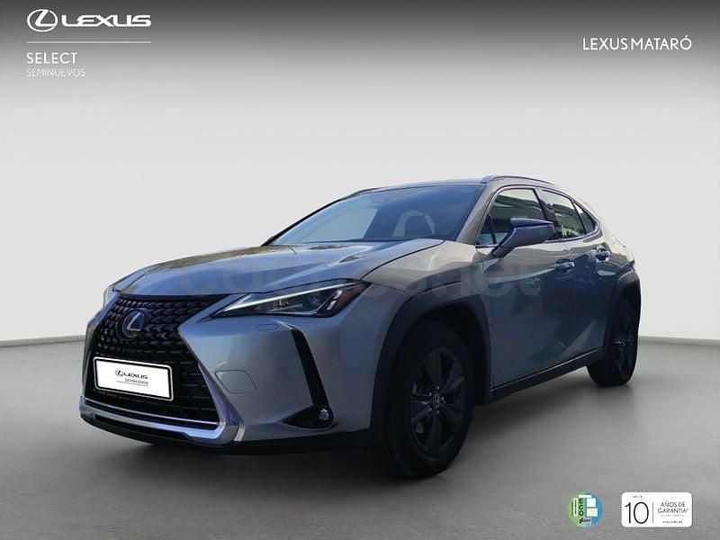 Usado Lexus UX Business Edition 184 CV (135 kW) 2022 Gris / plata SUV