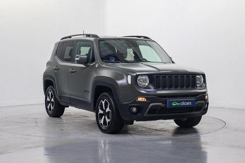 Usado Jeep Renegade Trailhawk 240 CV (176 kW) 2022 Verde SUV