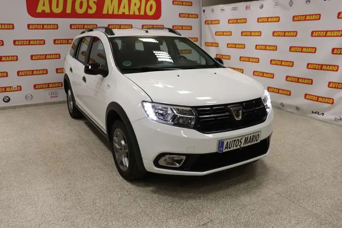Usado Dacia Logan MCV Comfort 90 CV (66 kW) 2019 Blanco Familiar