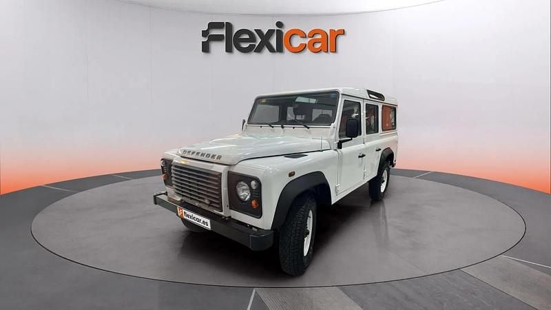 Usado Land Rover Defender 122 CV (89 kW) 2015 Blanco Familiar