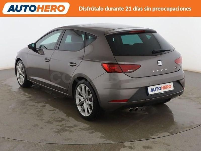 Usado Seat Leon FR 150 CV (110 kW) 2017 Gris Berlina