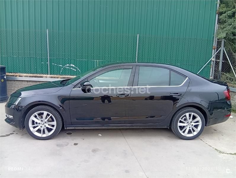 Usado Skoda Octavia 150 CV (110 kW) 2020 Negro Berlina