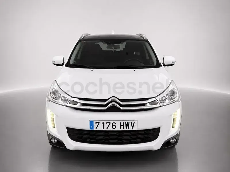 Usado Citroën C4 Aircross Seduction 114 CV (83 kW) 2015 Blanco SUV