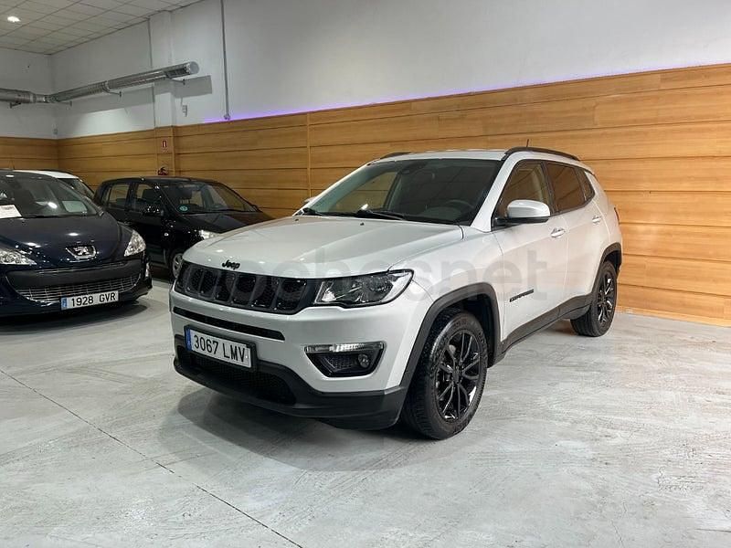 Gris / plata Usado 2021 Jeep Compass Limited SUV | 19.990 € (Un poco caro) - Imagen 1/4