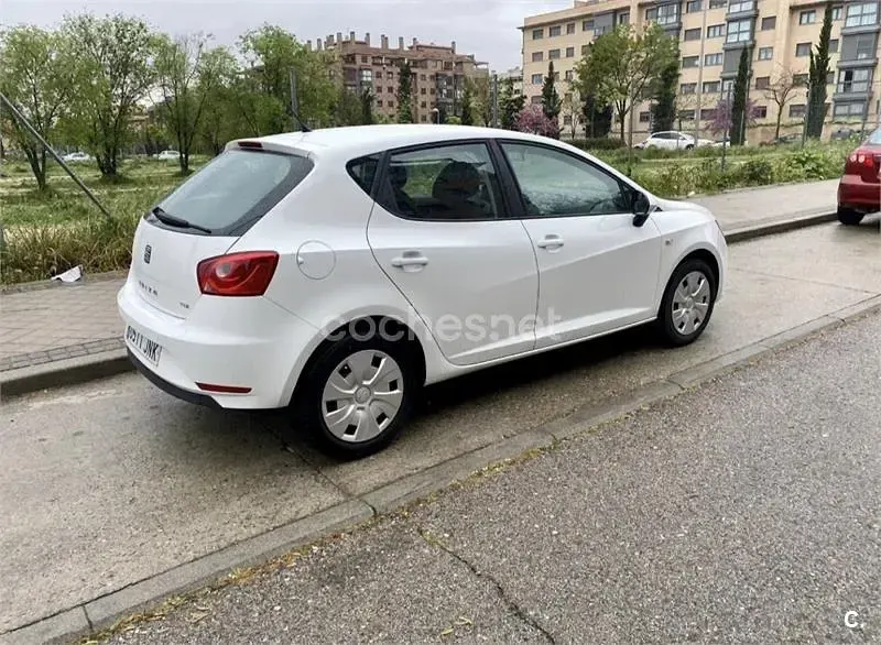 Käytetty Seat Ibiza Reference 90 HP (66 kW) 2016 Valkoinen Sedan