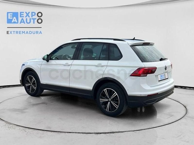 Usado VW Tiguan Life 150 CV (110 kW) 2021 Blanco SUV