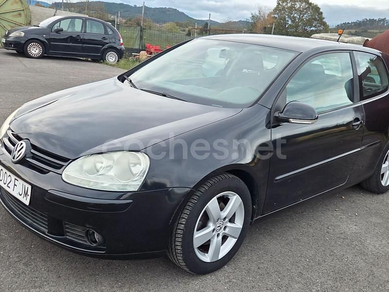 Negro Usado 2007 VW Golf V Sportline Berlina | 3700 € (Super precio) - Imagen 1/4