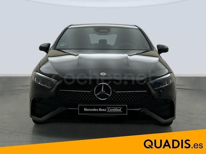 Usado Mercedes A180 136 CV (100 kW) 2025 Negro Berlina