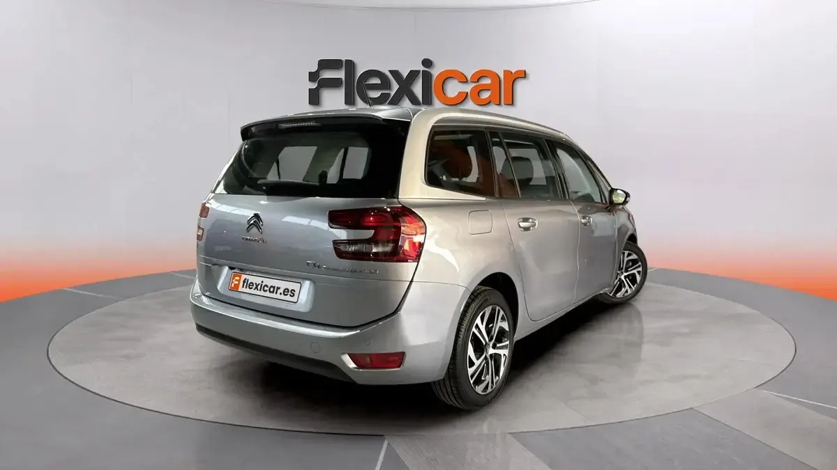 Usado Citroën C4 SpaceTourer PureTech 131 CV (96 kW) 2021 Gris Monovolumen