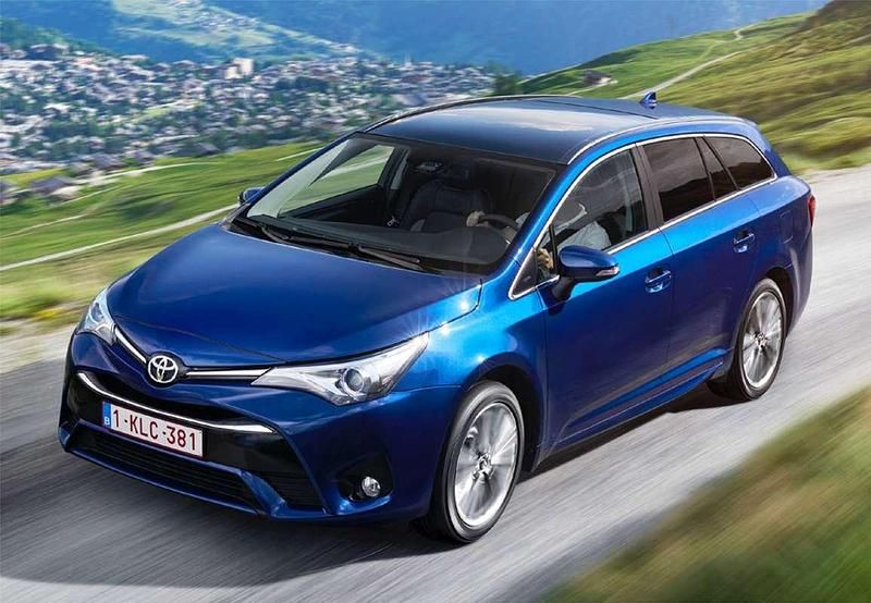 Blanco Usado 2018 Toyota Avensis Business Edition Familiar | 14.599 € (Un poco caro) - Imagen 1/4