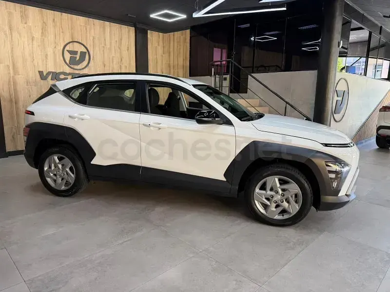 Usado Hyundai Kona 120 CV (88 kW) 2023 Blanco SUV