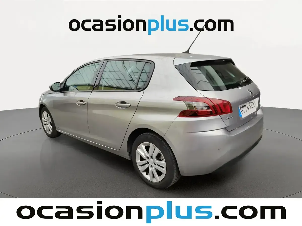 Usado Peugeot 308 Active 120 CV (88 kW) 2017 Gris