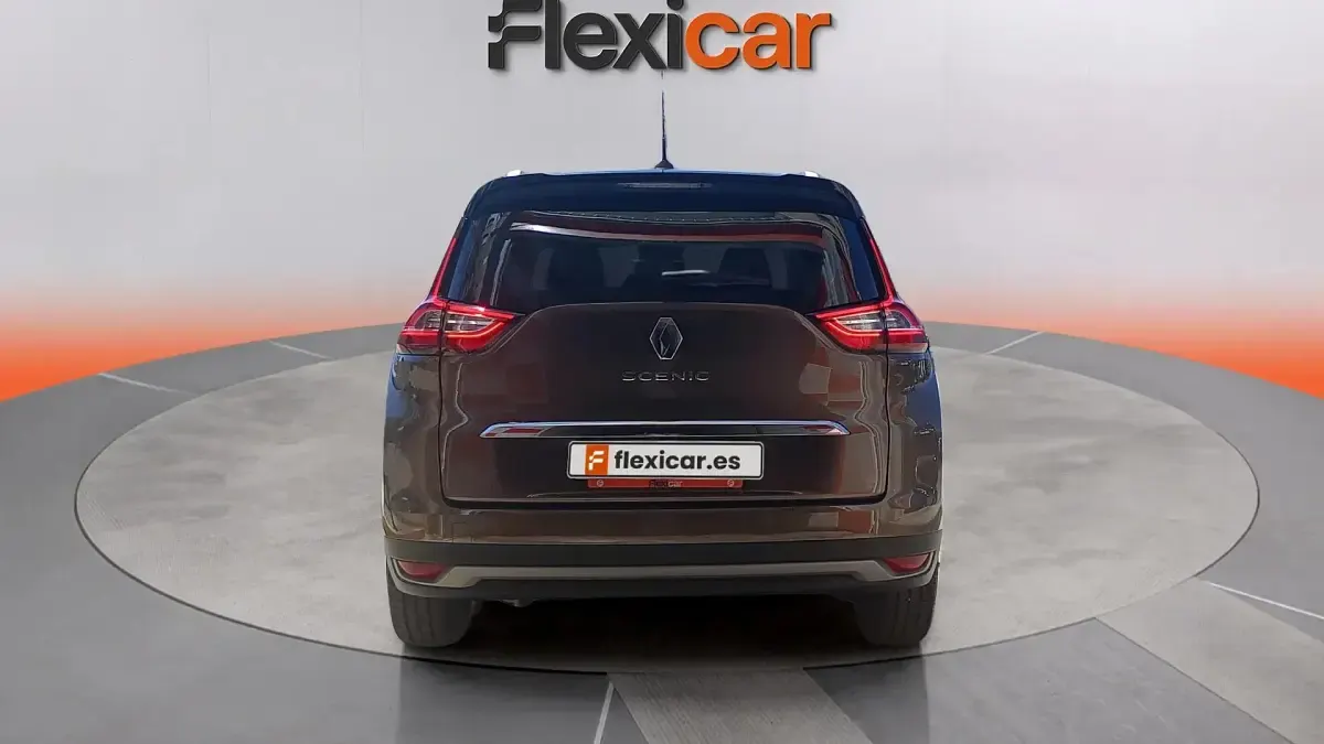 Usado Renault Grand Scénic IV Intens 140 CV (102 kW) 2018 Marrón Monovolumen