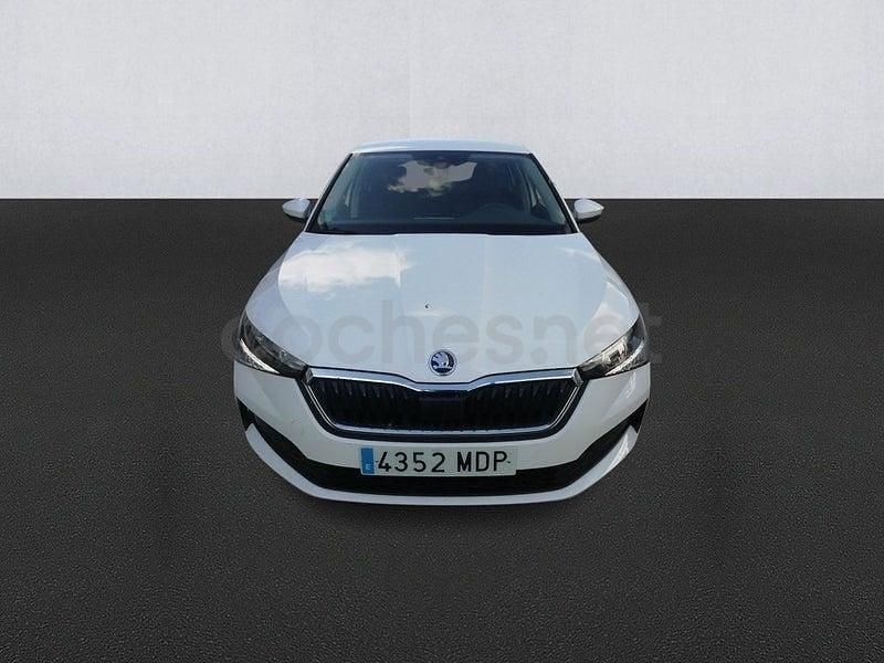 Usado Skoda 110 R Ambition 110 CV (80 kW) 2023 Blanco Berlina