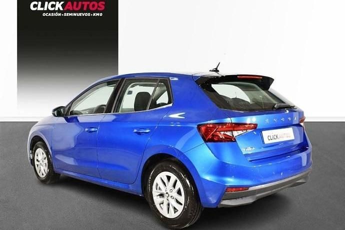 Usado Skoda Fabia Ambition 95 CV (69 kW) 2023 Blanco Utilitario