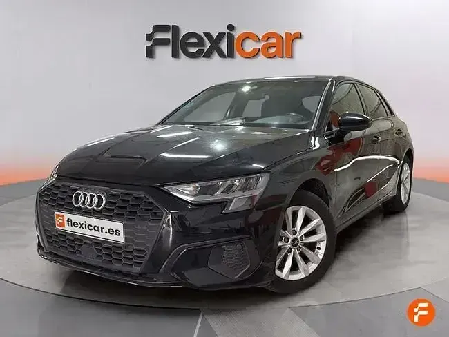 Usado Audi A3 150 CV (110 kW) 2019 Negro Berlina