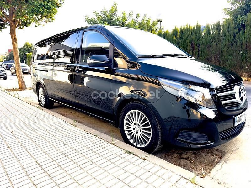 Usado Mercedes V220 Avantgarde 163 CV (119 kW) 2015 Negro Monovolumen