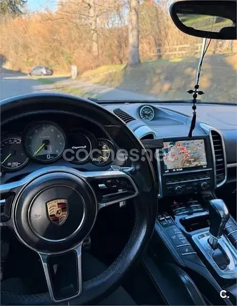 Usado Porsche Cayenne S E-Hybrid 416 CV (305 kW) 2015 Gris / plata SUV