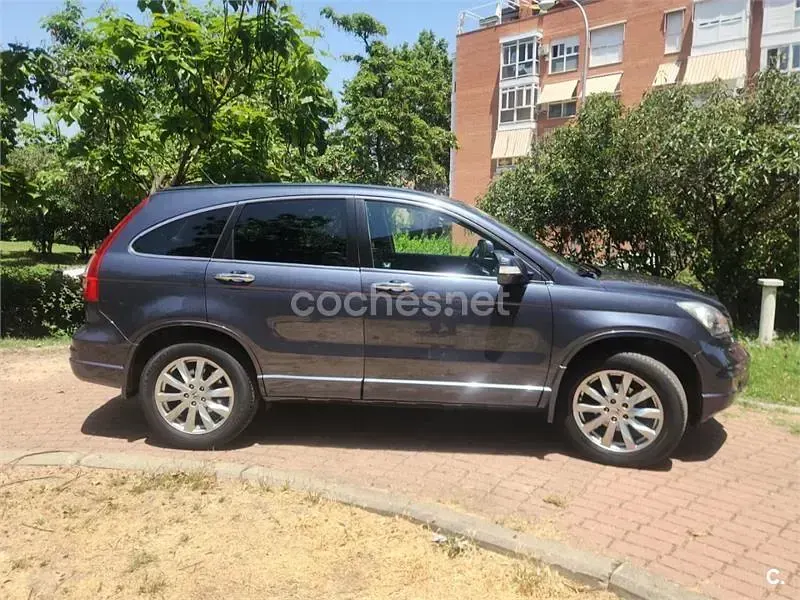 Usado Honda CR-V Innova 150 CV (110 kW) 2010 Gris / plata SUV