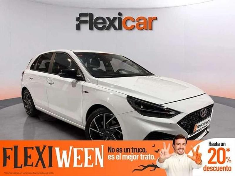 Blanco Usado 2021 Hyundai i30 N Line Berlina | 19.990 € (Buen precio) - Imagen 1/4