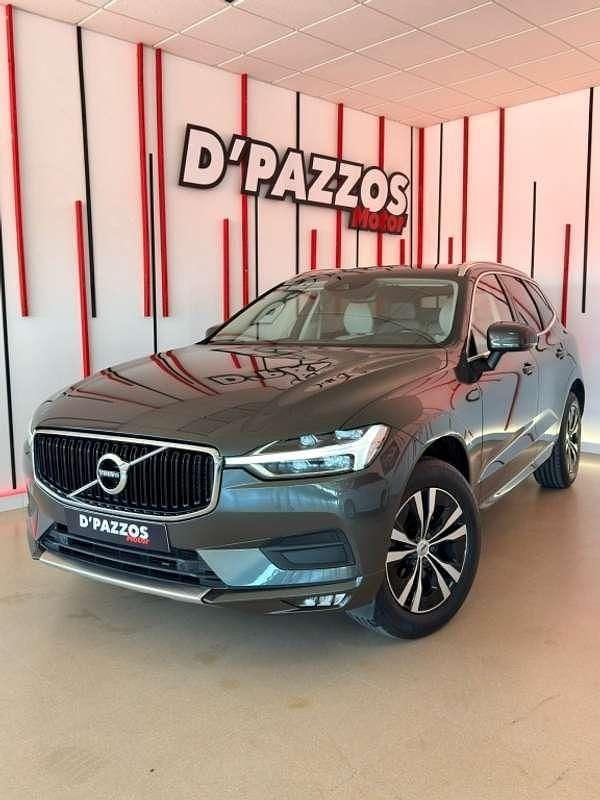 Verde Usado 2019 Volvo XC60 Momentum SUV | 30.999 € (Caro) - Imagen 1/4