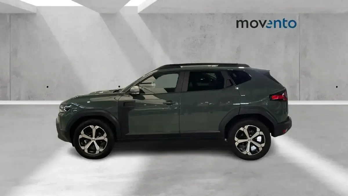 Usado Dacia Duster Essentiel 100 CV (73 kW) 2024 Verde SUV