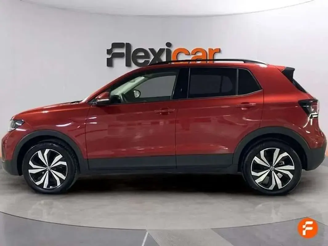 Usado VW T-Cross 116 CV (85 kW) 2025 Rojo SUV