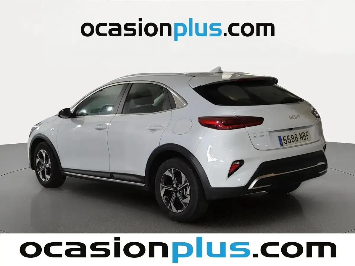 Usado Kia XCeed 100 CV (73 kW) 2025 Blanco SUV