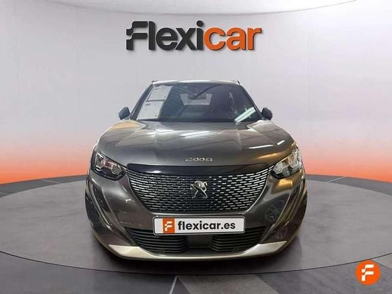 Usado Peugeot 2008 Active 101 CV (74 kW) 2023 Gris SUV