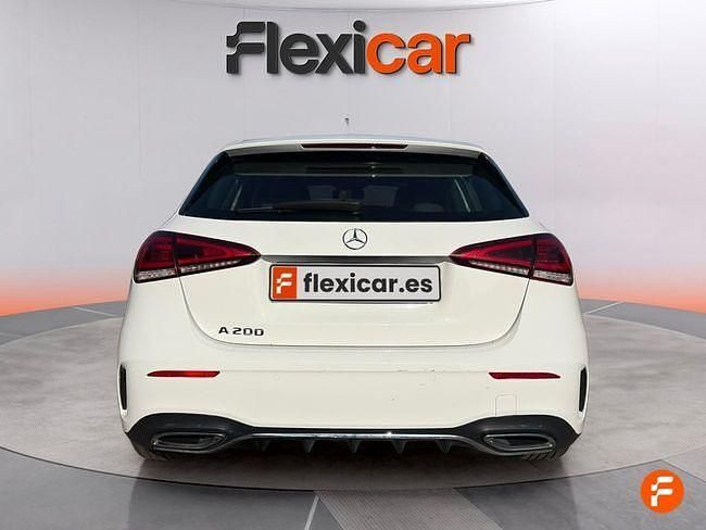 Usado Mercedes A200 163 CV (119 kW) 2023 Blanco Berlina