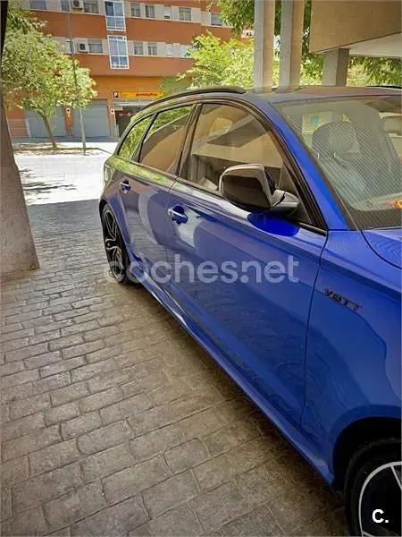 Usado Audi RS6 605 CV (444 kW) 2019 Azul Familiar