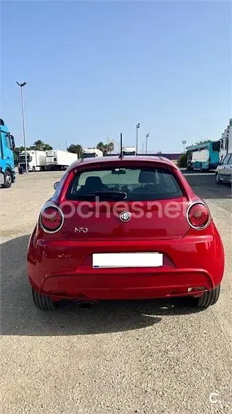 Usado Alfa Romeo MiTo 85 CV (62 kW) 2014 Rojo Utilitario