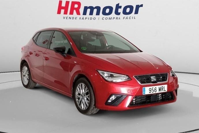 Negro Usado 2024 Seat Ibiza FR Utilitario | 17.361 € (Precio justo) - Imagen 1/4
