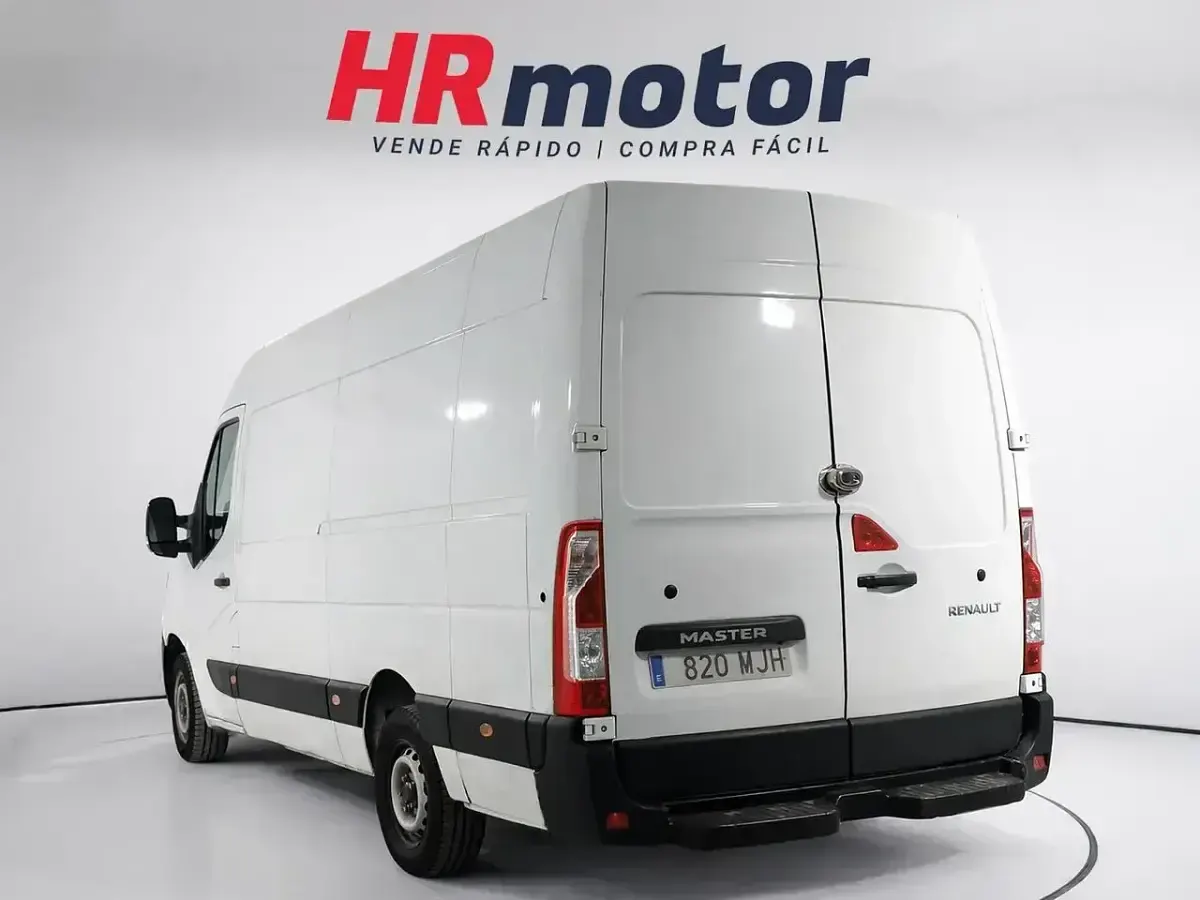 Usado Renault Master R.S. 145 CV (106 kW) 2023 Blanco Monovolumen