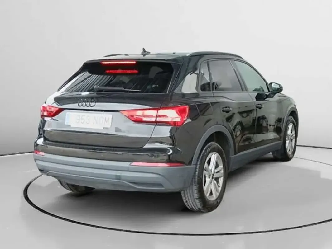 Usado Audi Q3 Design 150 CV (110 kW) 2021 Negro SUV