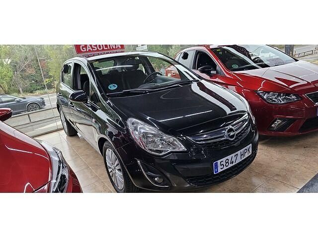 Negro Usado 2013 Opel Corsa Selective Utilitario | 8990 € (Caro) - Imagen 1/4