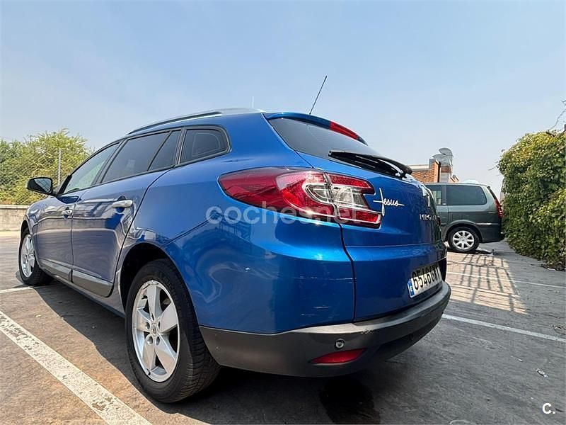Azul Usado 2010 Renault Mégane GrandTour Bose Edition Familiar | 5000 € (Precio justo) - Imagen 1/4