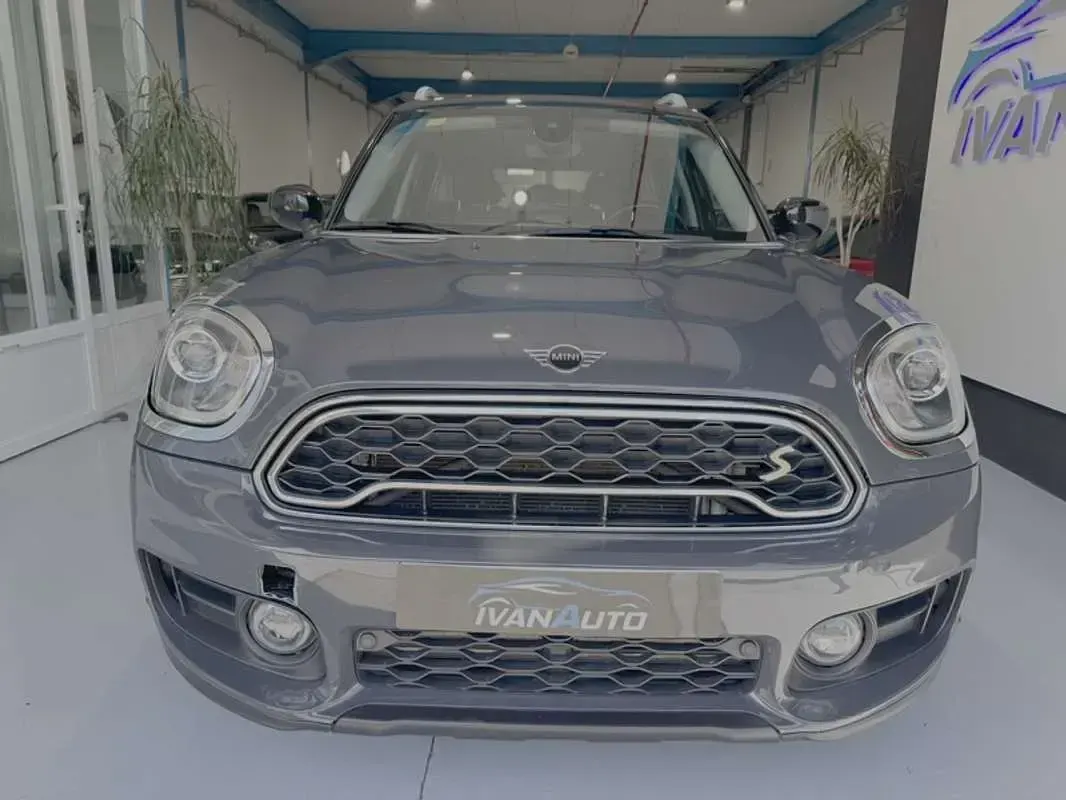 Usado Mini Cooper Countryman 220 CV (161 kW) 2020 Gris SUV