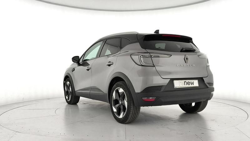 Usado Renault Captur Techno 100 CV (73 kW) 2025 Gris SUV