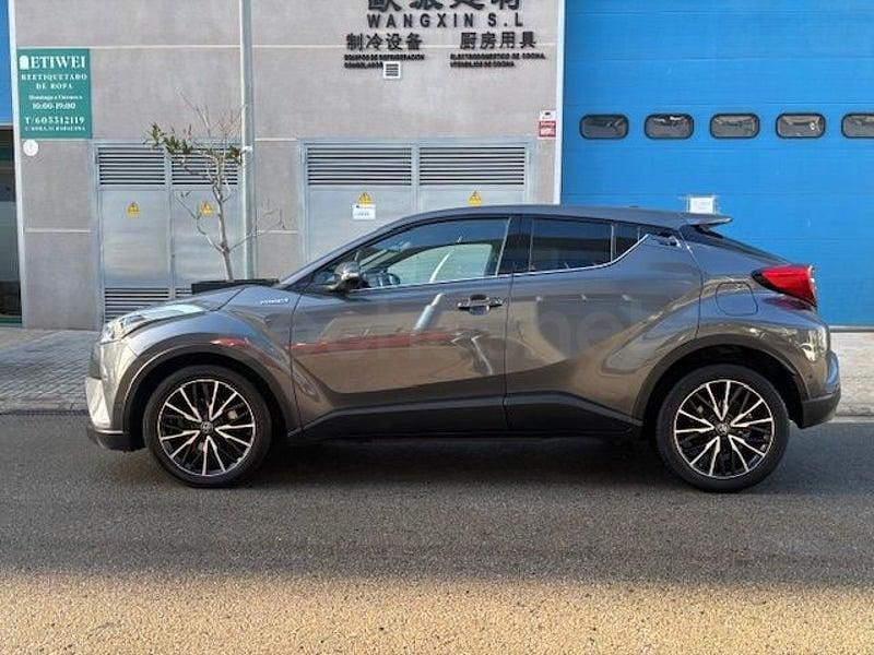 Usado Toyota C-HR Advance 122 CV (89 kW) 2018 Gris SUV