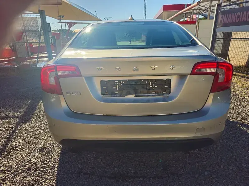 Usado Volvo S60 Summum 115 CV (84 kW) 2012 Beige Berlina